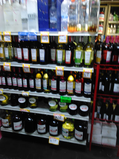 Liquor Store «Park Package Store», reviews and photos, 563 Park Ave, Bridgeport, CT 06604, USA