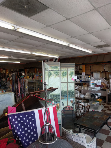 Second Hand Store «Animal Helpers ReTAIL», reviews and photos, 1601 Savannah Hwy, Charleston, SC 29407, USA
