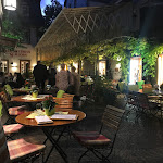 Photo n°1 de l'avis de ISysTra.M fait le 22/10/2017 à 07:28 sur le  Quetschkommod, Drosselgasse à Rüdesheim am Rhein