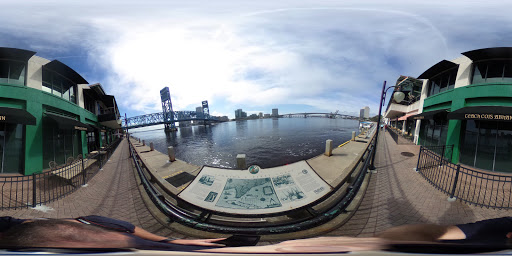 Shopping Mall «The Jacksonville Landing», reviews and photos, 2 W Independent Drive, Jacksonville, FL 32202, USA