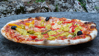Plats et boissons du Pizzeria le Frisadou à Saint-Alban-Auriolles - n°1