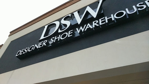 Shoe Store «DSW Designer Shoe Warehouse», reviews and photos, 17158 Redmond Way, Redmond, WA 98052, USA