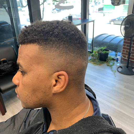 Barber Shop «MaestroShave Barbershop», reviews and photos, 770 N LaSalle Dr, Chicago, IL 60654, USA