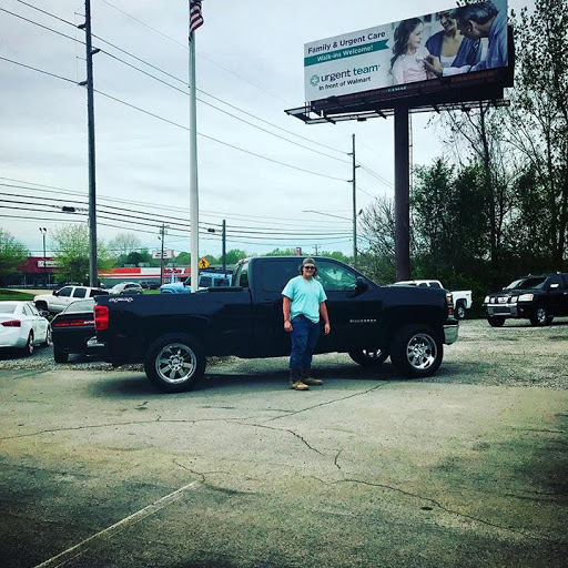 Used Car Dealer «J & S Auto Sales, L.L.C.», reviews and photos, 1347 Fort Campbell Blvd, Clarksville, TN 37042, USA