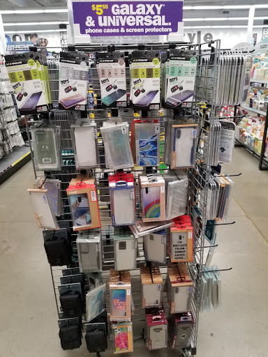 Variety Store «Five Below», reviews and photos, 781 Shoppes Blvd, North Brunswick Township, NJ 08902, USA