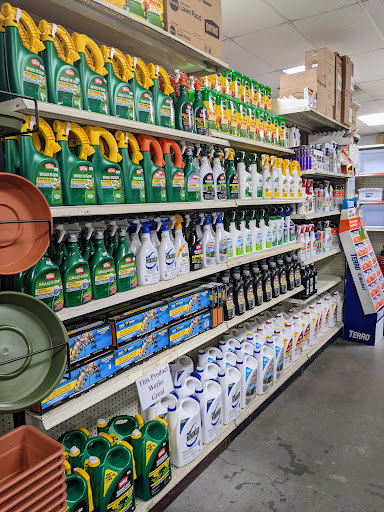 Clothing Store «Discount Madness», reviews and photos, 44 Bridge St, Pelham, NH 03076, USA