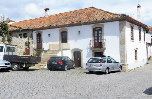 Avaliações doIgreja Matriz de Pinhanços em Seia - Igreja