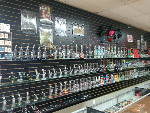 Tobacco Shop «DIY Smoke Shop», reviews and photos, 1225 W Main St #114, Mesa, AZ 85201, USA