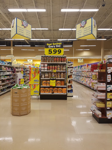 Grocery Store «Hannaford Supermarket», reviews and photos, 175 Broad St, Glens Falls, NY 12801, USA