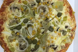 Bistro Central Abhol und Lieferdienst - Pizza, Pasta Burger und Salate image