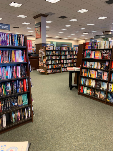 Book Store «Barnes & Noble Booksellers West Side», reviews and photos, 3701 Ellison Dr NW, Albuquerque, NM 87114, USA