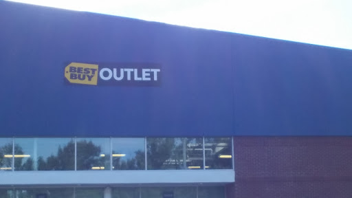 Electronics Store «Best Buy Outlet Store», reviews and photos, 5220 Capital Blvd, Raleigh, NC 27616, USA