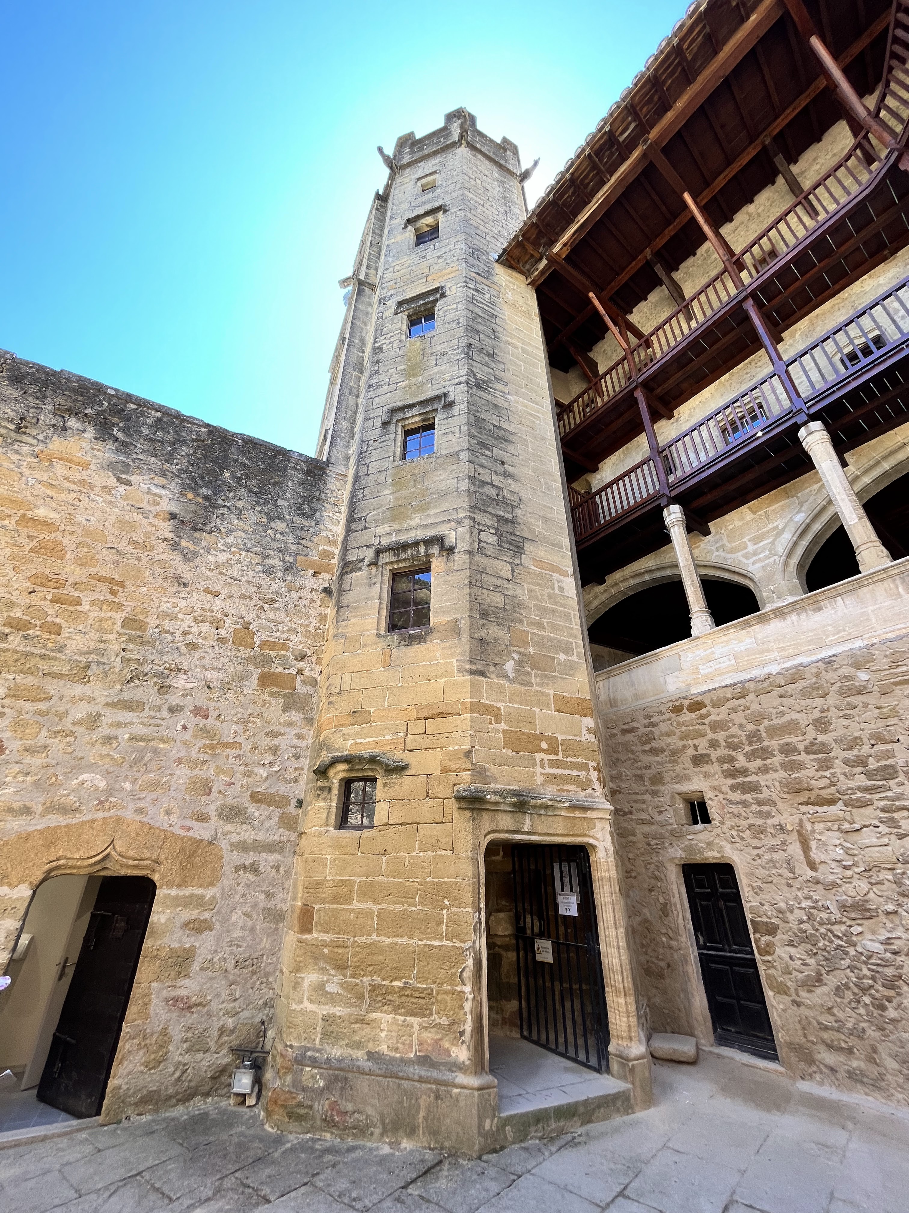 Photo n° 28 de l'avis de Jean-Baptiste.i fait le 31/07/2023 à 20:30