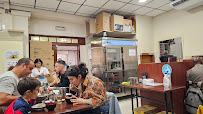 Atmosphère du Restaurant de nouilles (ramen) Higuma à Paris - n°11