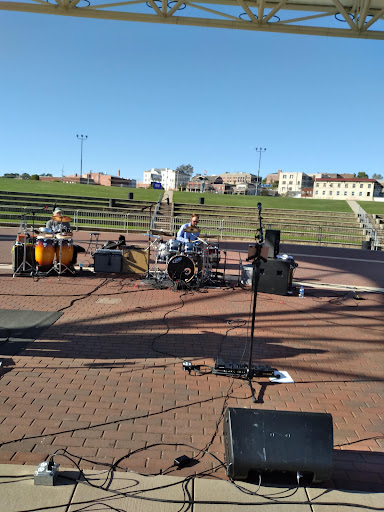 Amphitheater «The Liberty Bank Alton Amphitheater», reviews and photos, 1 Riverfront Dr, Alton, IL 62002, USA