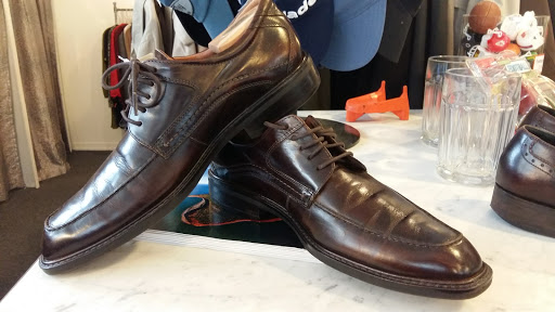 Thrift Store «Winnetka Thrift Shop», reviews and photos, 992 Green Bay Rd, Winnetka, IL 60093, USA