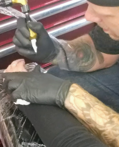 Tattoo Shop «The Lost Boys Tattoo», reviews and photos, 2119 E 5th St, Tyler, TX 75701, USA