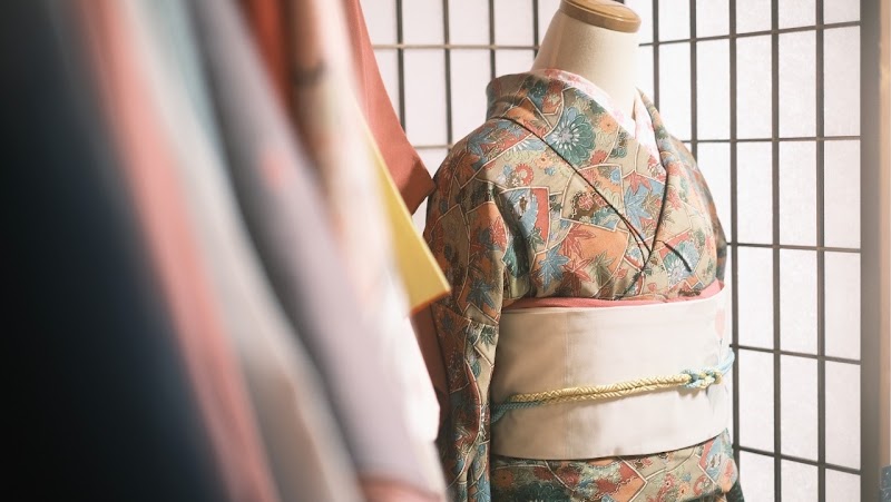 美羽着物館Nana Kimono Rental