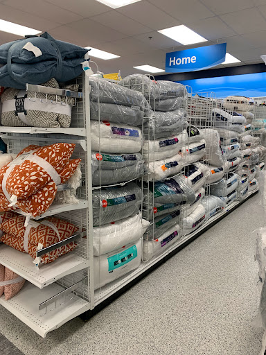 Clothing Store «Ross Dress for Less», reviews and photos, 18520 33rd Ave W, Lynnwood, WA 98037, USA