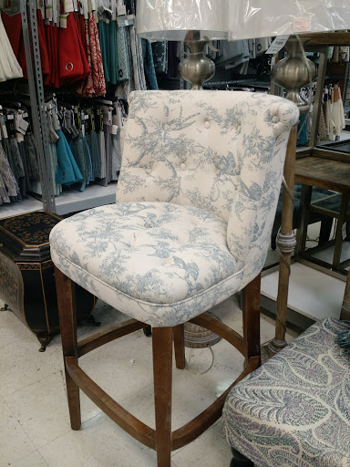 Home Goods Store «Tuesday Morning», reviews and photos, 244 Nelson St, Cartersville, GA 30120, USA