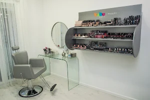 beauty room image