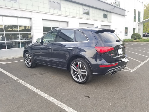 Used Car Dealer «Weeks Pre-Owned Center», reviews and photos, 94 Mill Plain Rd, Danbury, CT 06811, USA