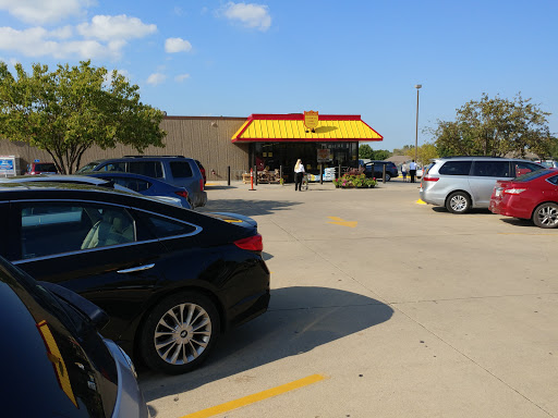 Grocery Store «Fareway Grocery», reviews and photos, 3300 10th Ave, Marion, IA 52302, USA