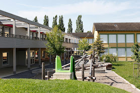 Schule Neufeld