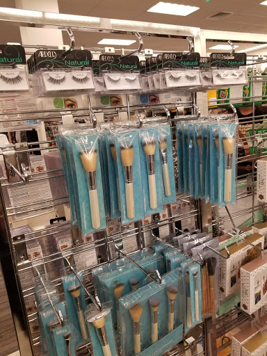 Department Store «Nordstrom Rack Cerritos Best Plaza», reviews and photos, 11111 183rd St, Cerritos, CA 90703, USA