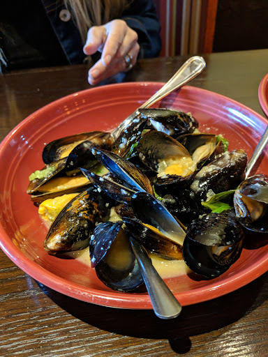 Shopping Mall «Clinton Valley Consumers Mall», reviews and photos, 44955 Schoenherr Rd, Sterling Heights, MI 48313, USA