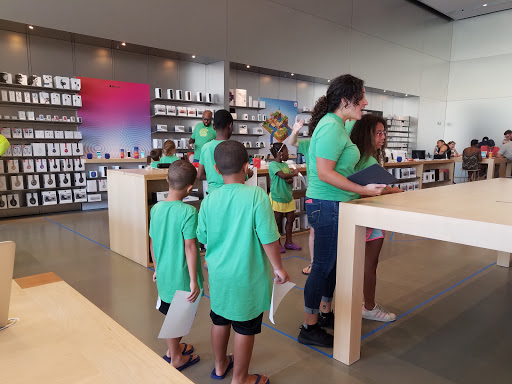 Computer Store «Apple Ridge Hill», reviews and photos, 143 Market Street, Yonkers, NY 10710, USA