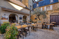 Atmosphère du Restaurant français Restaurant l'Entrepôte à Sarlat-la-Canéda - n°2