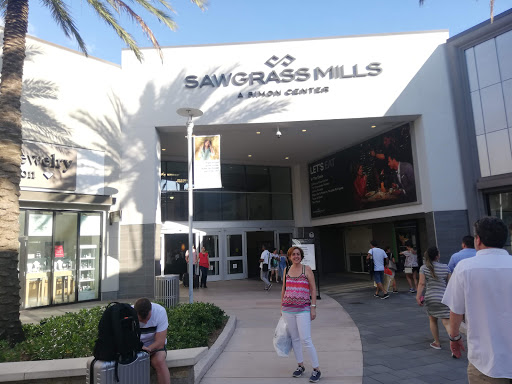 Outlet Mall «The Colonnade Outlets», reviews and photos, 1800 Sawgrass Mills Cir, Sunrise, FL 33323, USA