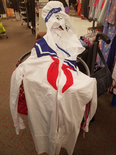 Department Store «Target», reviews and photos, 950 E 33rd St, Signal Hill, CA 90755, USA