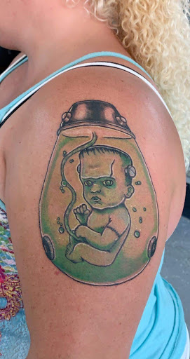 Tattoo Shop «BlackEyed Sundays Tattoos and Piercing», reviews and photos, 826 N Main St, London, KY 40741, USA