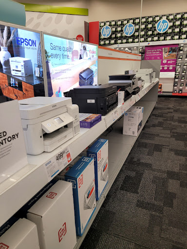 Office Supply Store «Staples», reviews and photos, 93 E Street Rd, Feasterville-Trevose, PA 19053, USA