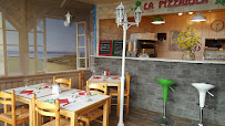 Atmosphère du Pizzeria La Pizzaiola à Labastide-Rouairoux - n°3