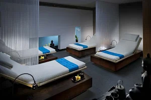 PearlEssence Spa image