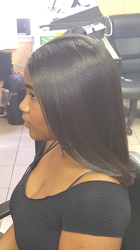 Beauty Salon «Dominican Hair Evolution Beauty Salon», reviews and photos, 388 School St, Woodbridge, NJ 07095, USA