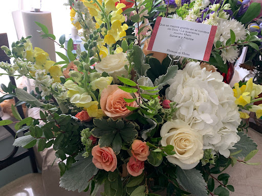 Flowers By Elena, 95 Broadway, Methuen, MA 01844, USA, 