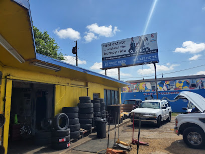 Honduras Tire Shop