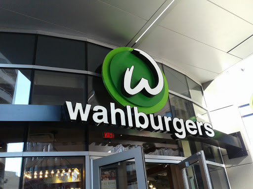 Shopping Mall «Tower City Center», reviews and photos, 230 W Huron Rd, Cleveland, OH 44113, USA