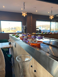 Atmosphère du Restaurant de sushis Fujiya Sushi I Buffet à volonté à Tourville-la-Rivière - n°1