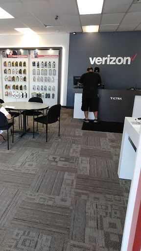 Cell Phone Store «Verizon Authorized Retailer - A Wireless», reviews and photos, 2002 N Riverside Ave #103, Rialto, CA 92377, USA