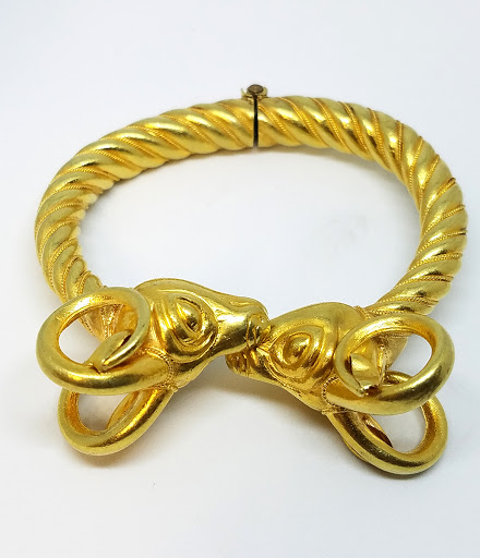 Jewelry Store «Saatchi Jewelry», reviews and photos, 4545 Austin Blvd, Island Park, NY 11558, USA