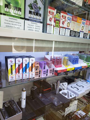 Tobacco Shop «Tobacco Zone», reviews and photos, 6638 W Roosevelt Rd, Oak Park, IL 60304, USA