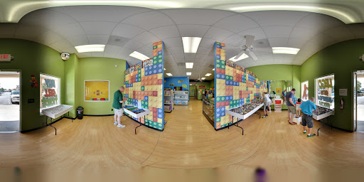 Toy Store «Bricks & Minifigs San Antonio», reviews and photos, 12415 Bandera Rd #212, Helotes, TX 78023, USA