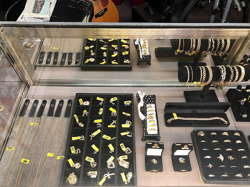 Pawn Shop «A & M Pawn & Gold Buyers», reviews and photos, 118 S Orange Blossom Trail, Orlando, FL 32805, USA