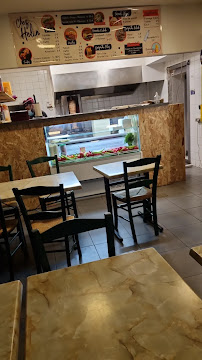 Atmosphère du Restaurant de döner kebab Chez Helin à Libourne - n°1