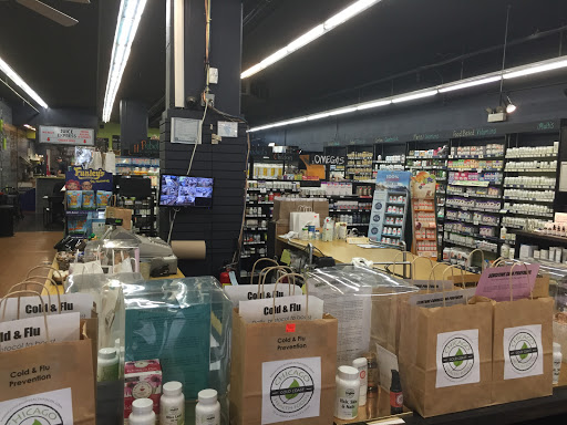 Health Food Store «Chicago Health Foods», reviews and photos, 22 W Maple St, Chicago, IL 60610, USA